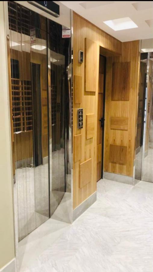 Luxury Appartement In Heart Of Casablanca Maarif ภายนอก รูปภาพ